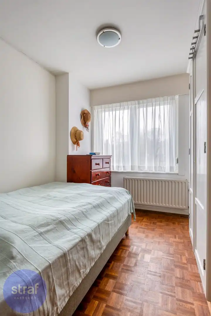 Groot wonen met 6 slaapkamers en een tuin in bruisend Kapellen foto 16