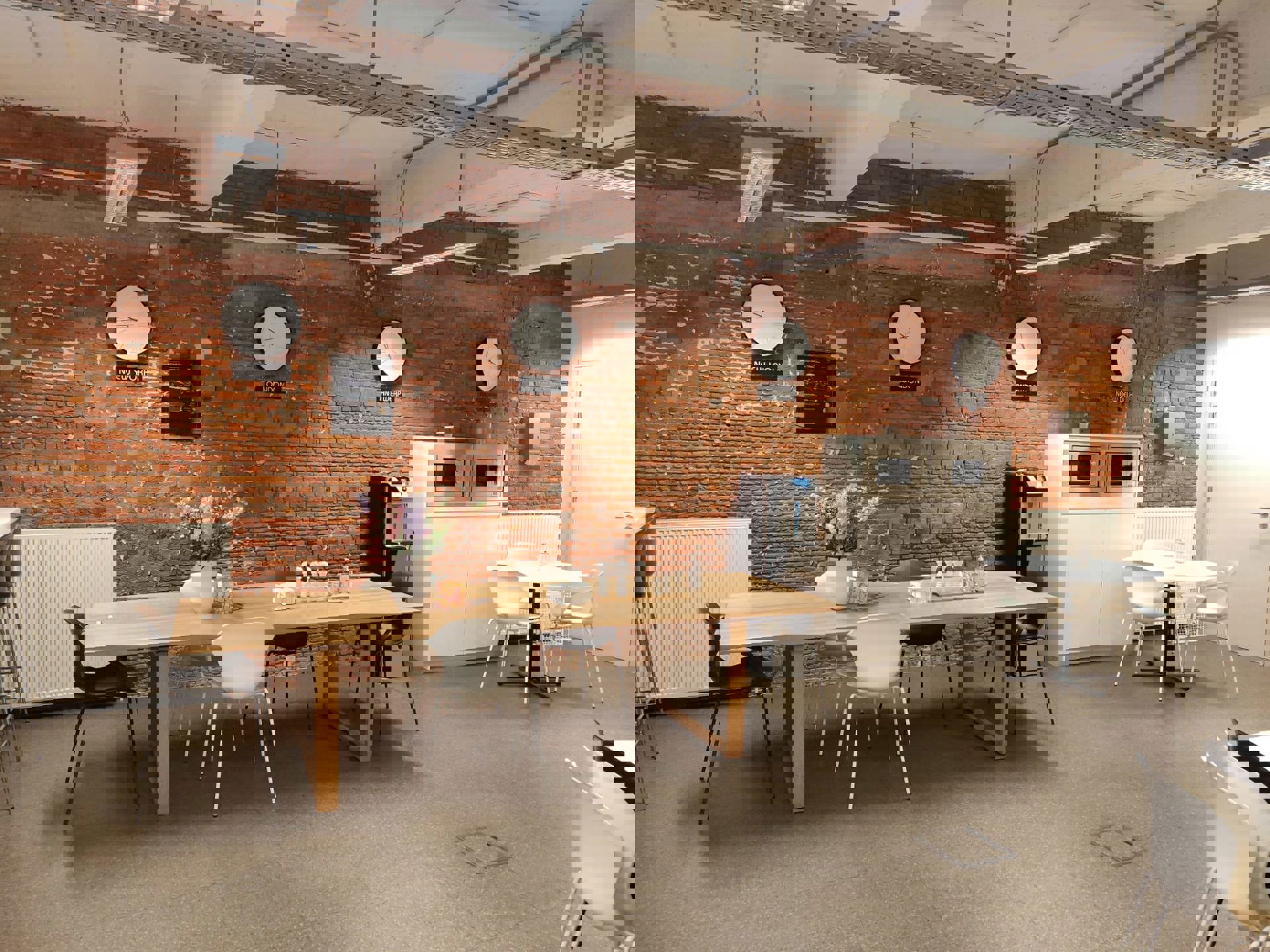 TE HUUR Kantoor foto 19