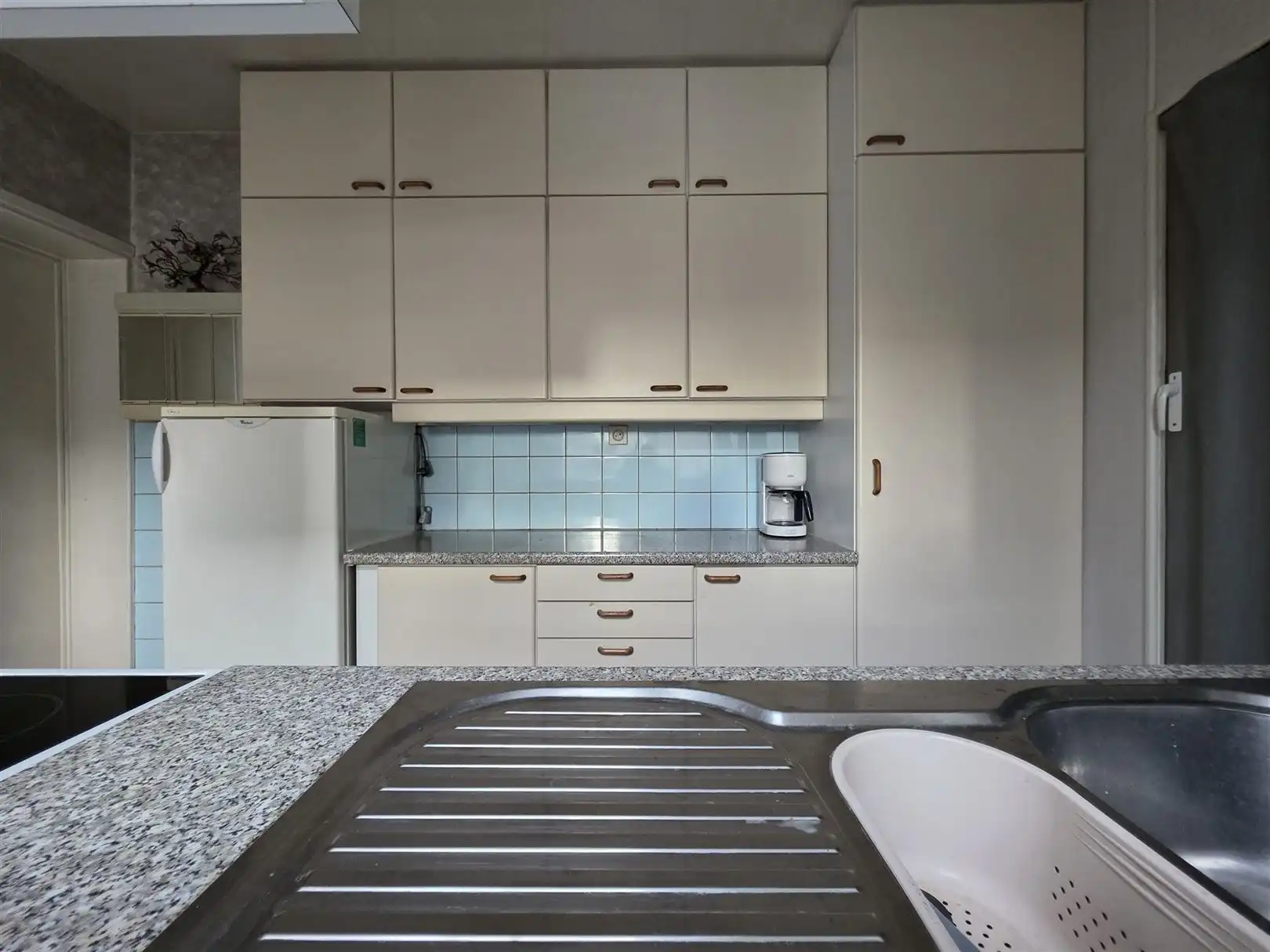 Zeer ruime woning + loods/atelier op 21 are 50 ca foto 22