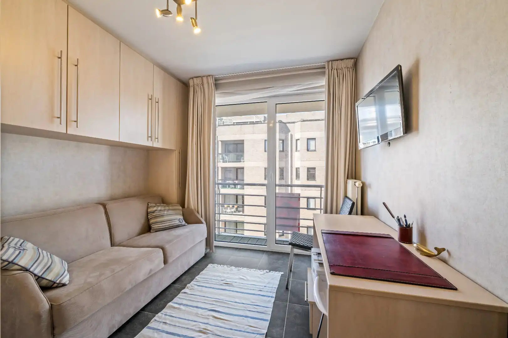 Ruim appartement + GARAGEBOX foto 13