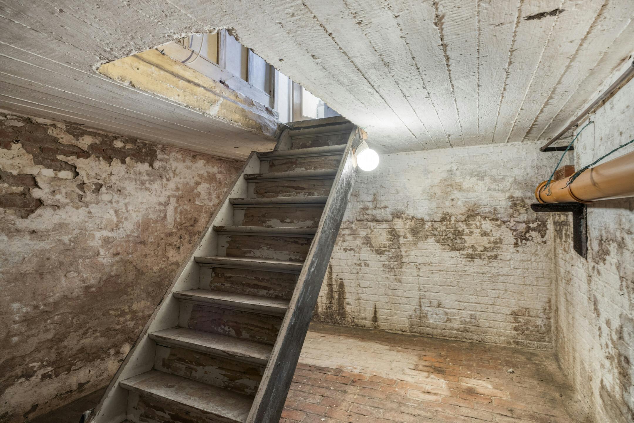 Te renoveren huis met 2 slaapk., zolder en tuin - Rupelmonde foto 10