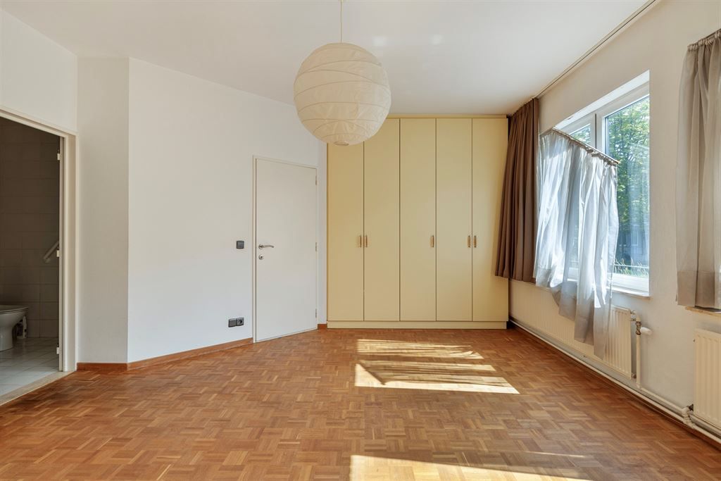 Riant appartement met mooie tuin op gelijkvloerse verdieping foto 18