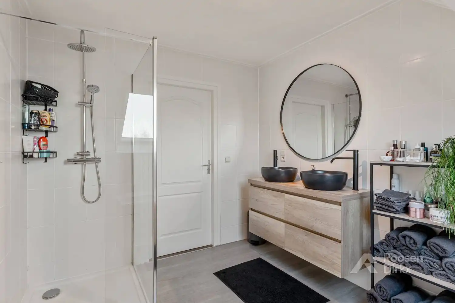 Karaktervolle gerenoveerde landelijke gezinswoning met 5 slaapkamers op perceel van 556m² foto 24