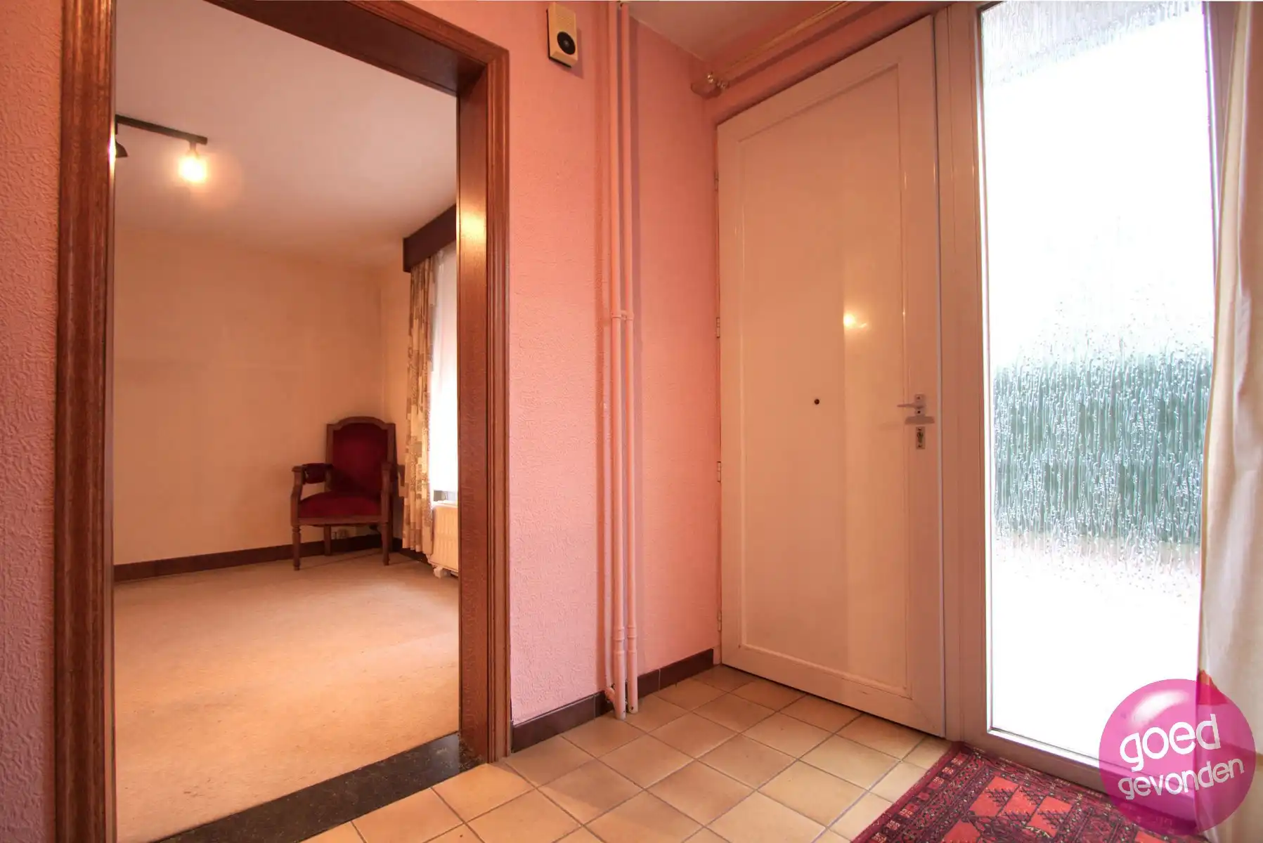 HOB - 3 SLK - TERRAS - TUIN - GARAGE - RUSTIG en CENTRAAL foto 3