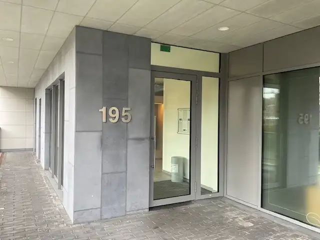 TE HUUR – Prachtig 2-slaapkamerappartement met ruim terras in Oudergem, nabij Brussel foto 29