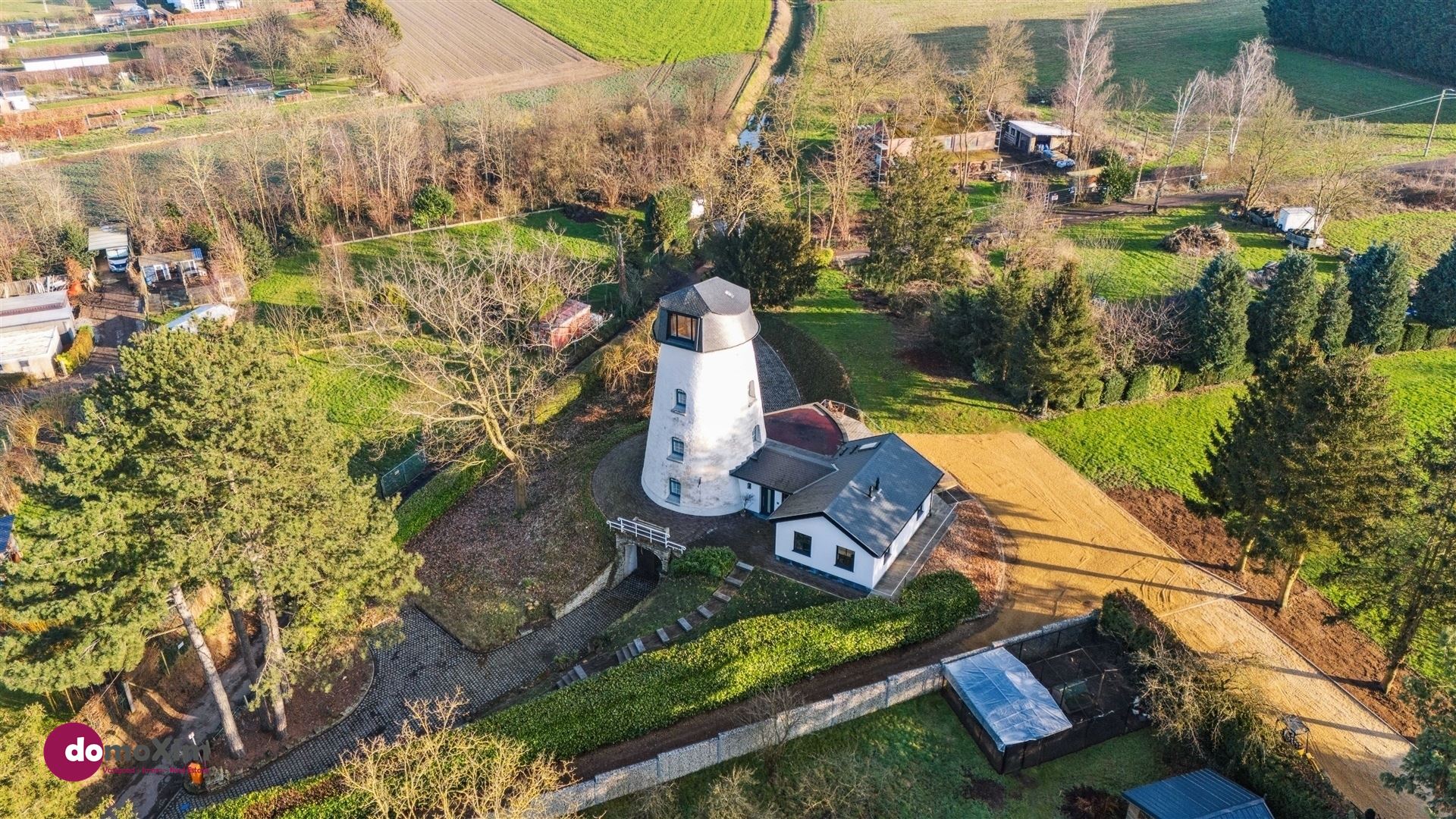 De Oude Korenmolen van Veltem, een unieke villa op een perceel van 47 are foto 26