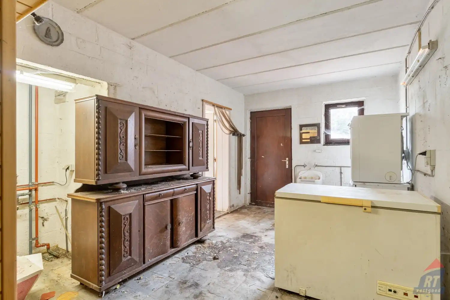 Te renoveren halfopen bebouwing met 3 slaapkamers, garage en tuin op rustige ligging in Ulbeek foto 9