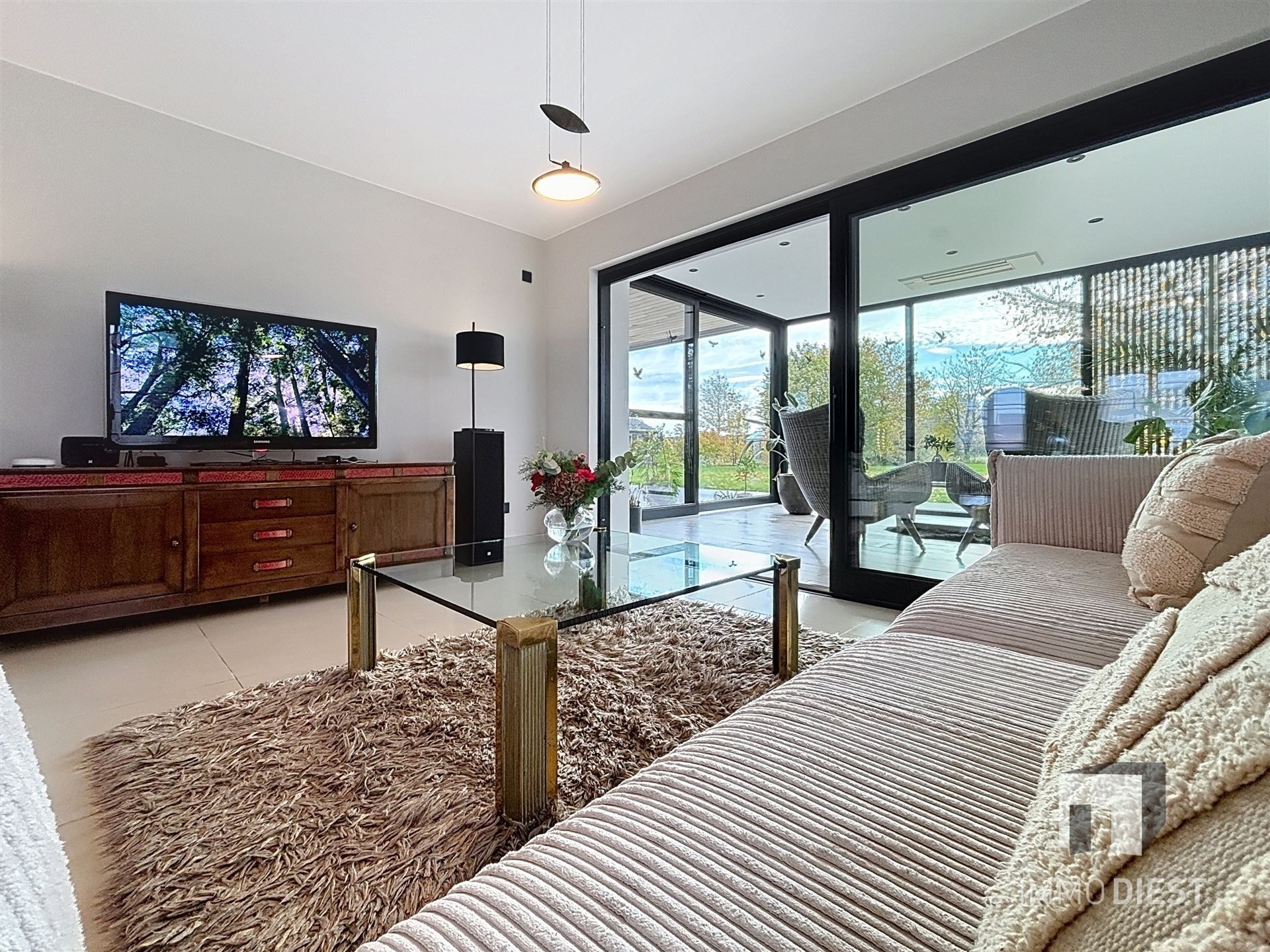 Villa met 5 slpk op 74,11are en zuidgerichte tuin foto 18