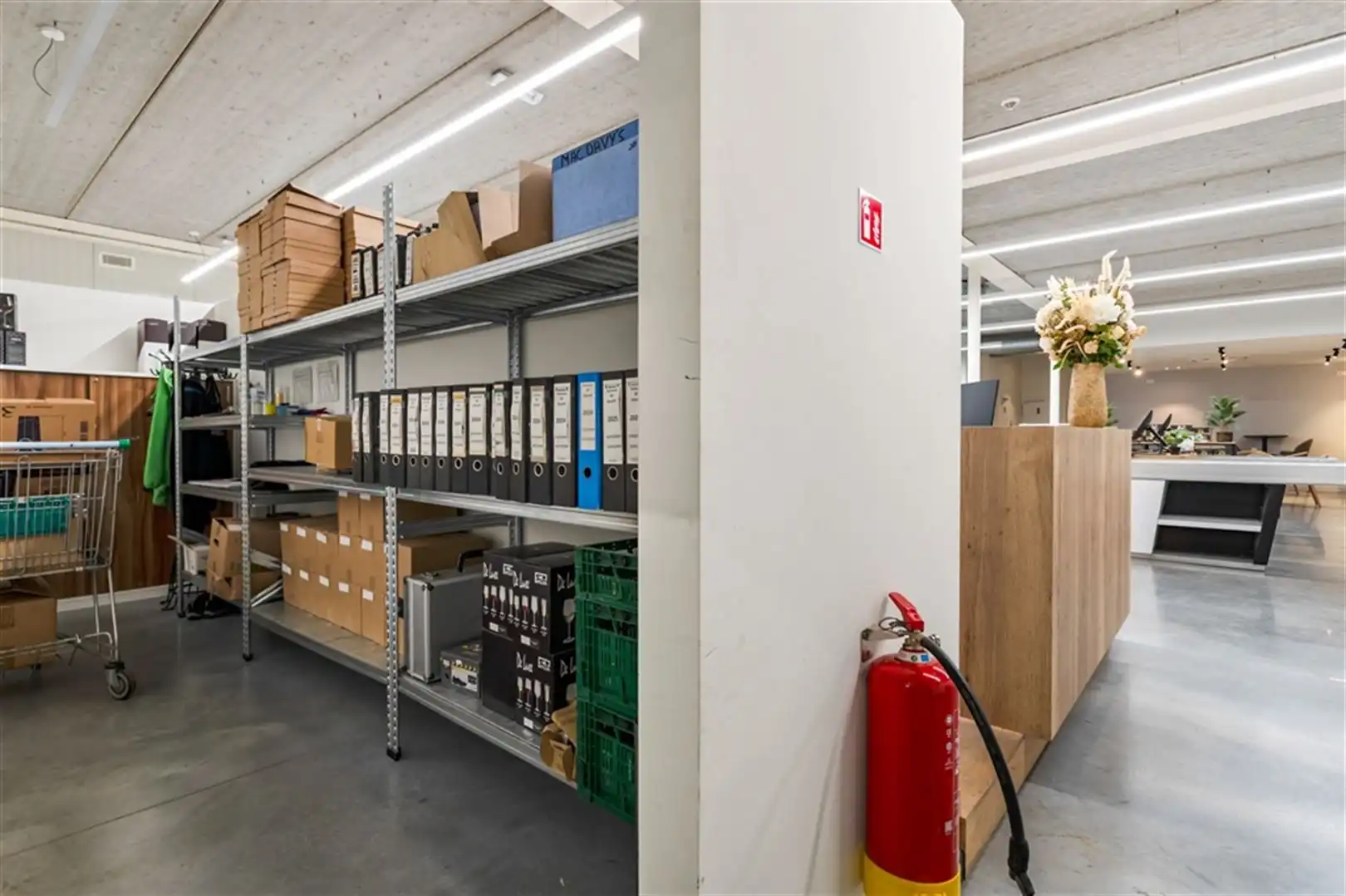 Moderne instapklare kantoren te huur foto 29