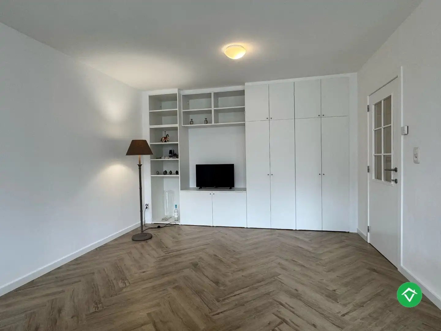 Gerenoveerd 2-slaapkamerappartement met tuin in Klemskerke, De Haan foto 9