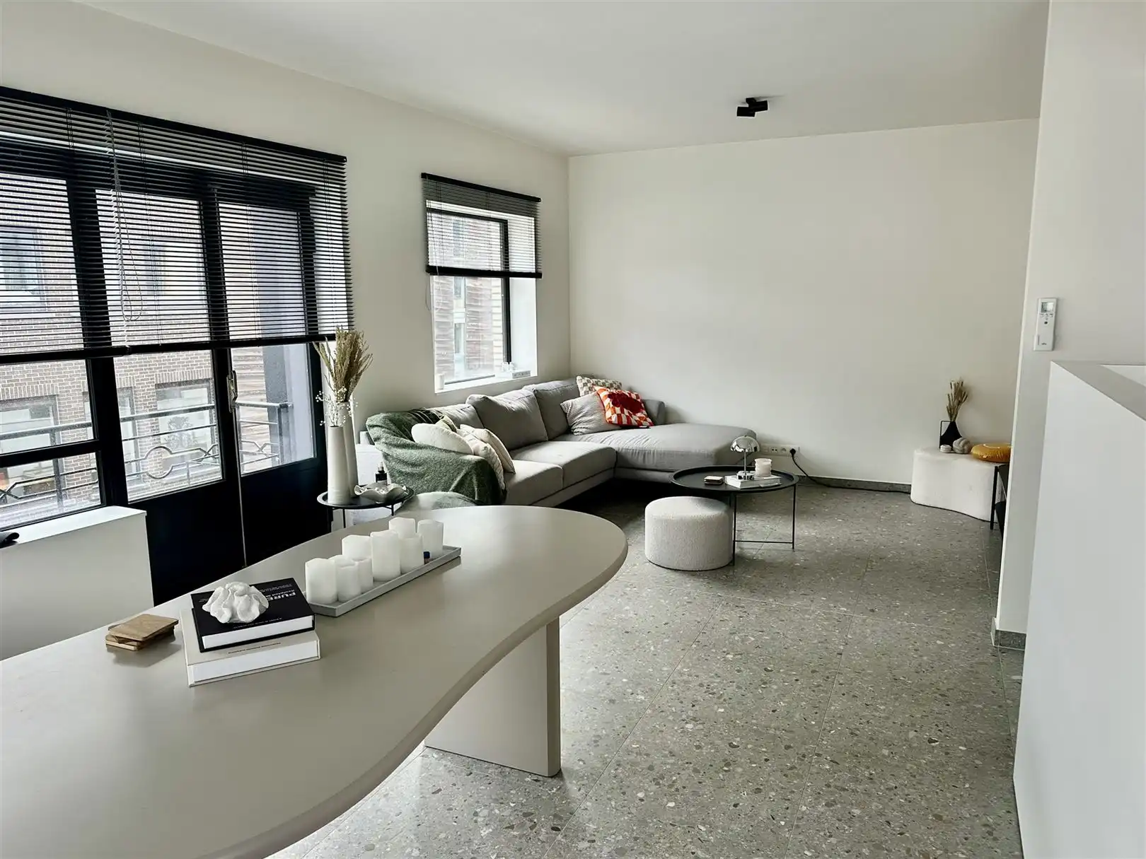 Appartement te huur in centrum Oudenaarde foto {{pictureIndex}}