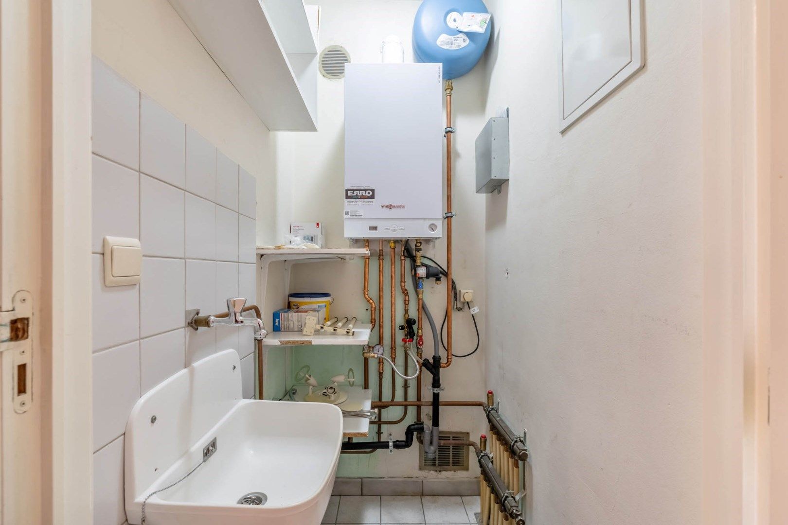 IN OPTIE - Zeer ruim en netjes verzorgd drie-slaapkamer appartement met kelder en garage te Schoonbeek - instapklaar ! foto 32