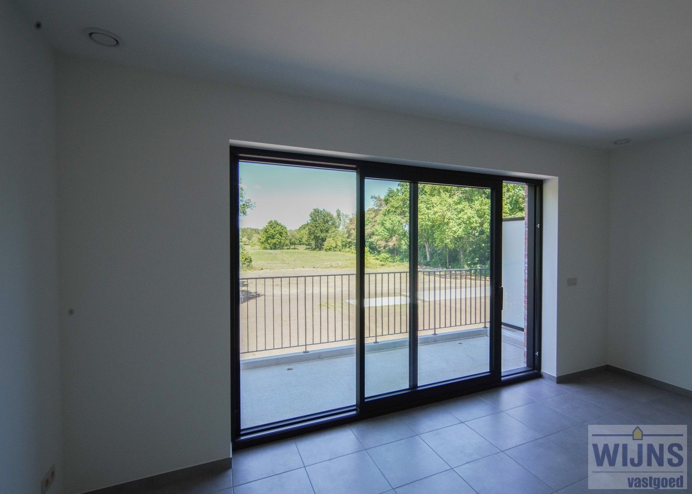 Nieuwbouw appartement 2 slk op 1ste verd. foto 2