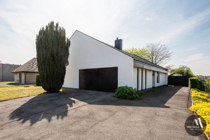 Tijdloze woning met een prachtige tuin. foto 2