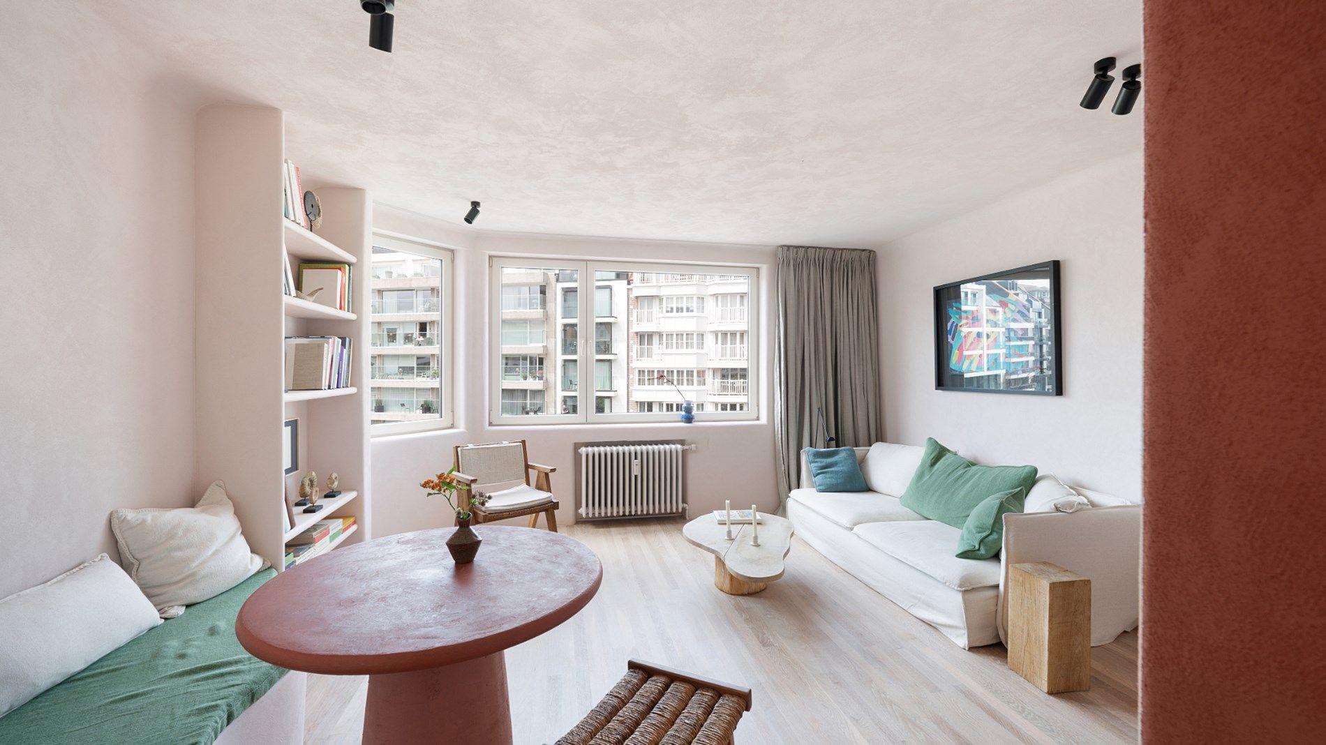 Luxueus gerenoveerd appartement met ZEEzicht, gelegen op het Driehoeksplein. foto 5