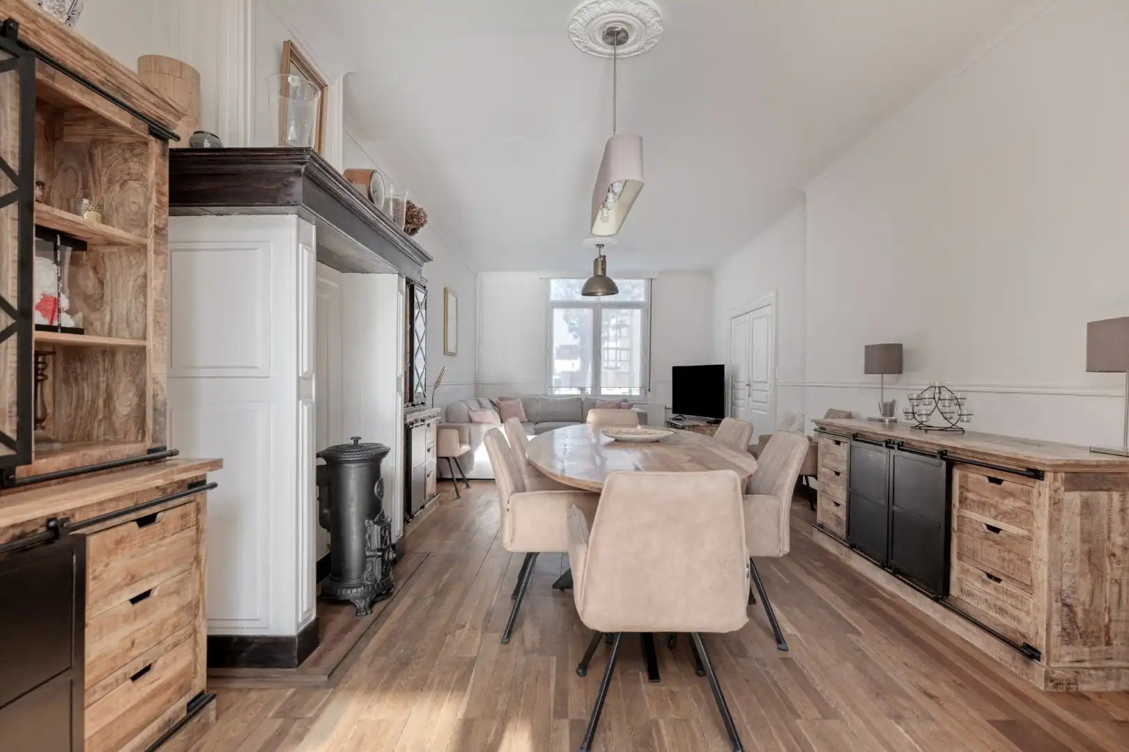 Karaktervolle herenwoning uit 1871 met 4 slaapkamers en prachtige stadstuin - Merksem foto 6