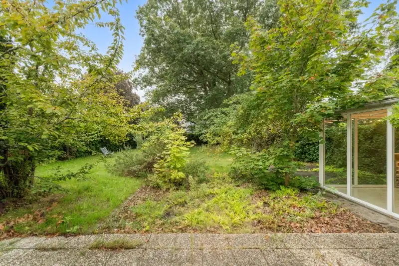 --- NIEUW&nbsp;--- Gelijkvloers appartement (191m²!) met prachtige zongerichte tuin (1329m²!) + garagebox. foto 16
