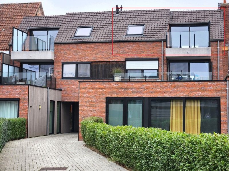 Luxueus nieuwbouwappartement met 2 slaapkamers en ruim terras TE HUUR in Harelbeke! foto 2