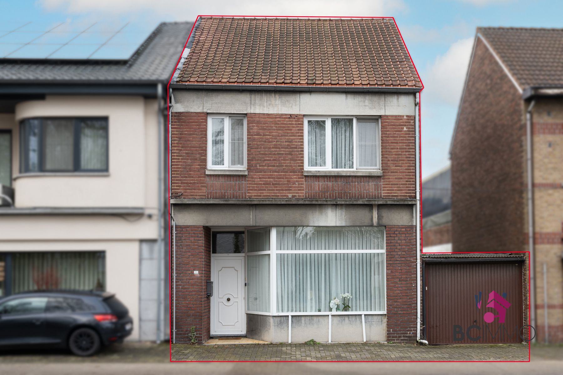 Hoofdfoto van de publicatie: Ruime woning met tuin – ideaal gelegen nabij scholen.