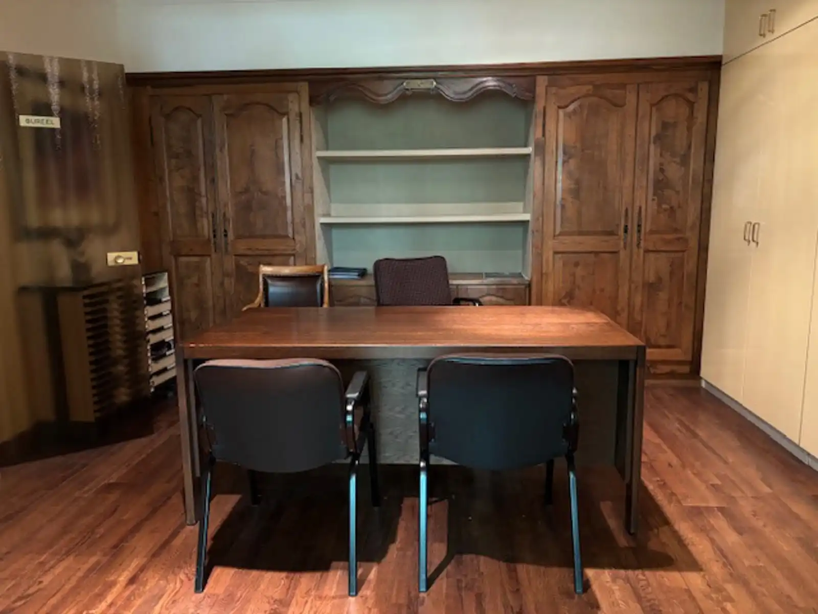 Opbrengsteigendom in hartje Tienen foto 6