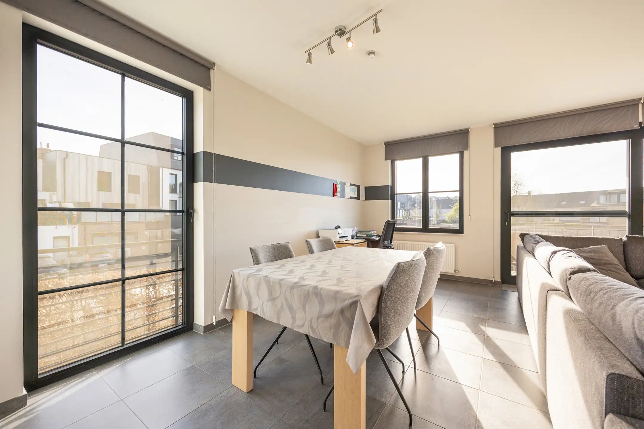 Instapklaar appartement met 2 slpk en terras te Oud-Turnhout foto 8