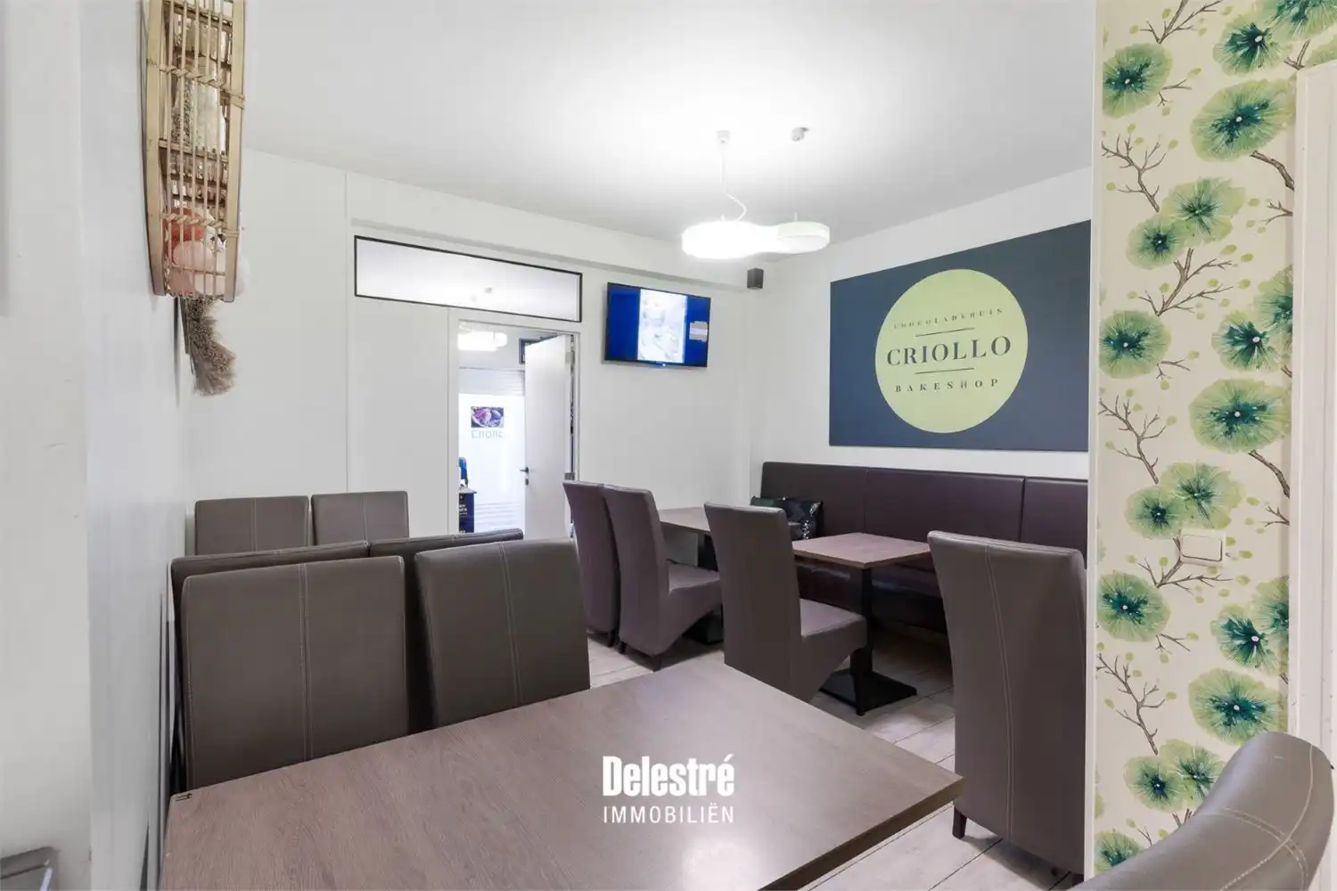 GOED DRAAIENDE HORECAZAAK CENTRUMLAAN MET TERRAS foto 12