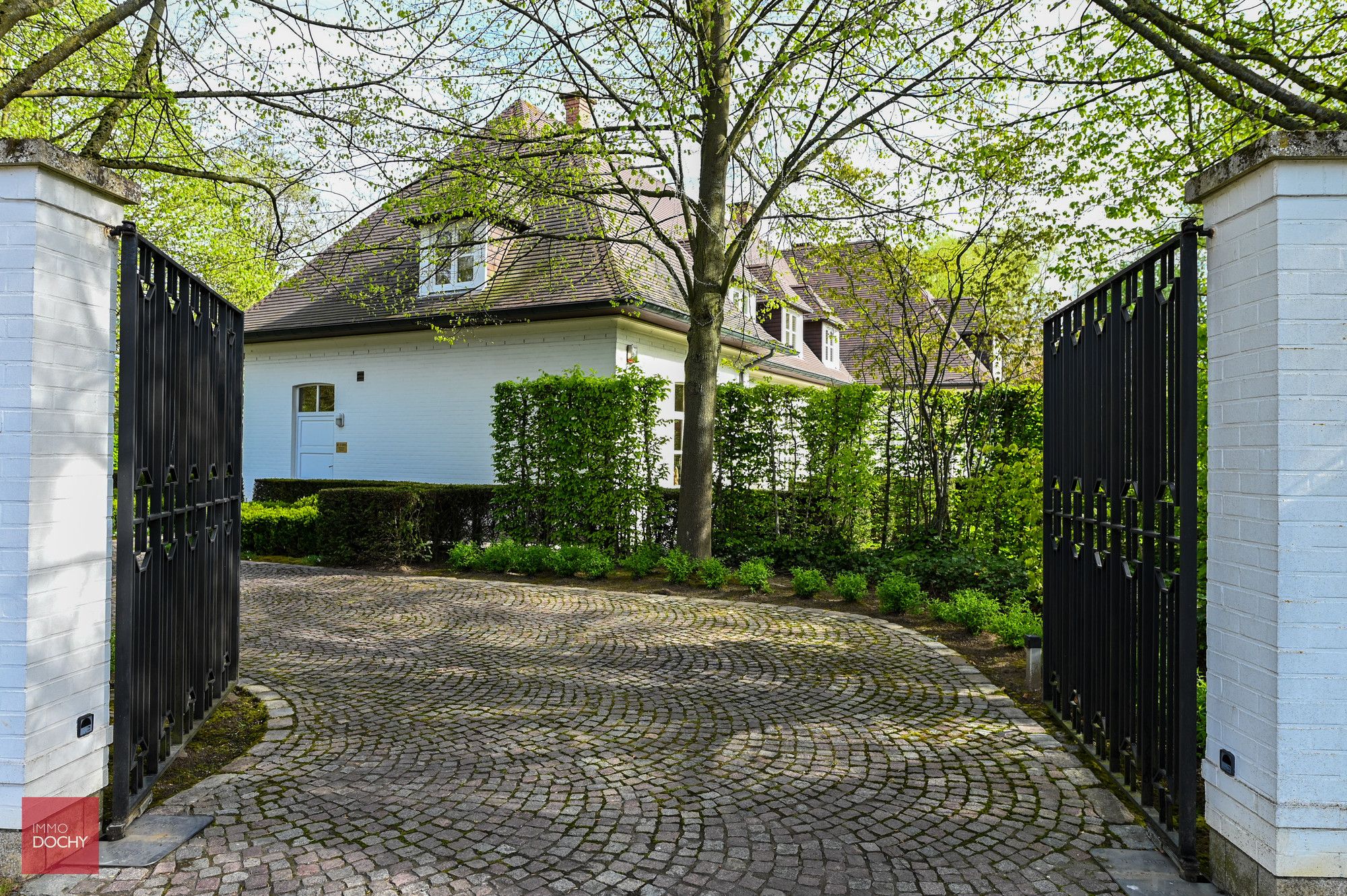 Zeer goed onderhouden ruime villa op ca. 4.000m² foto 19