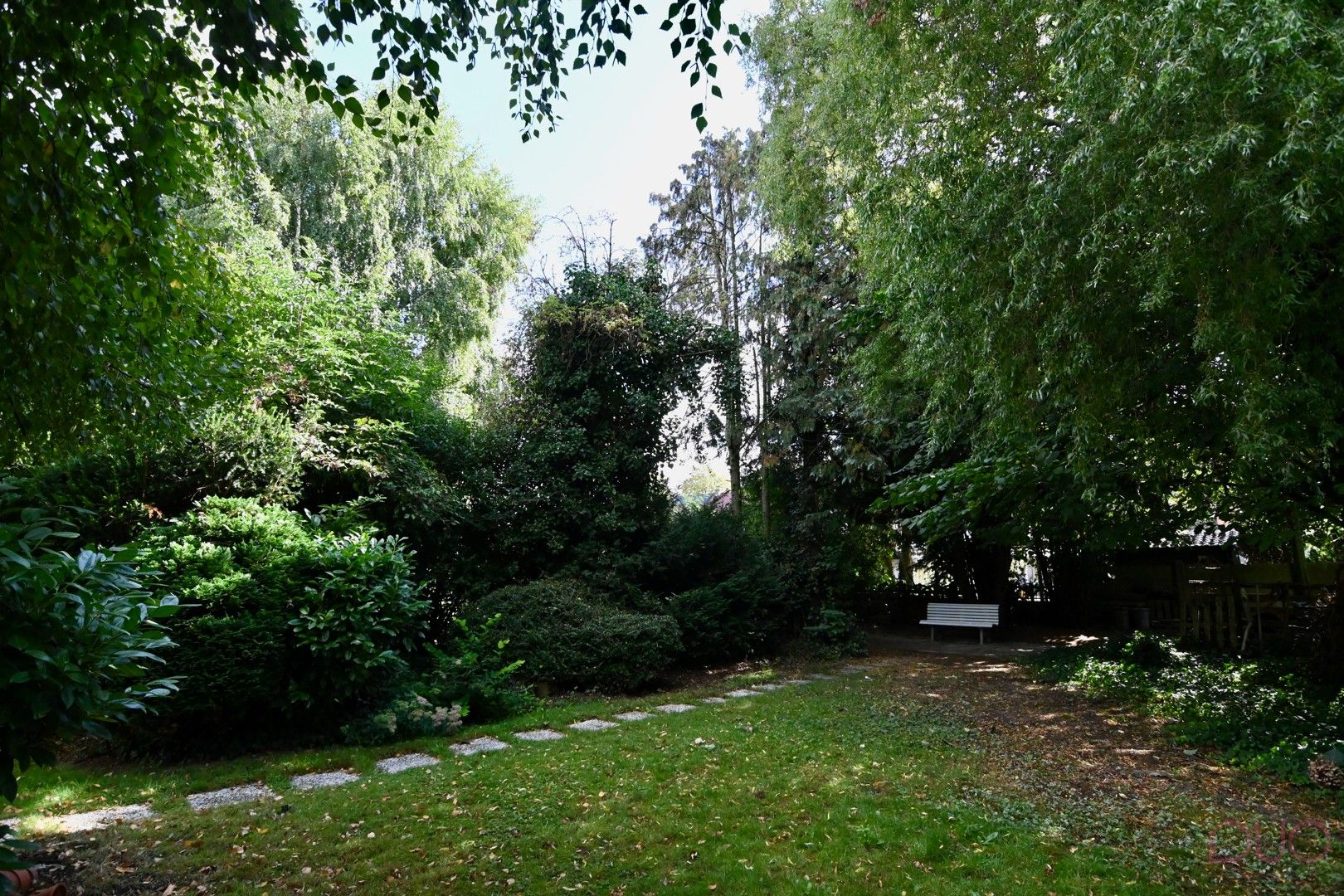 Rustig gelegen ééngezinswoning met rustieke tuin op een perceel van 7a22ca vlakbij stadscentrum foto 23