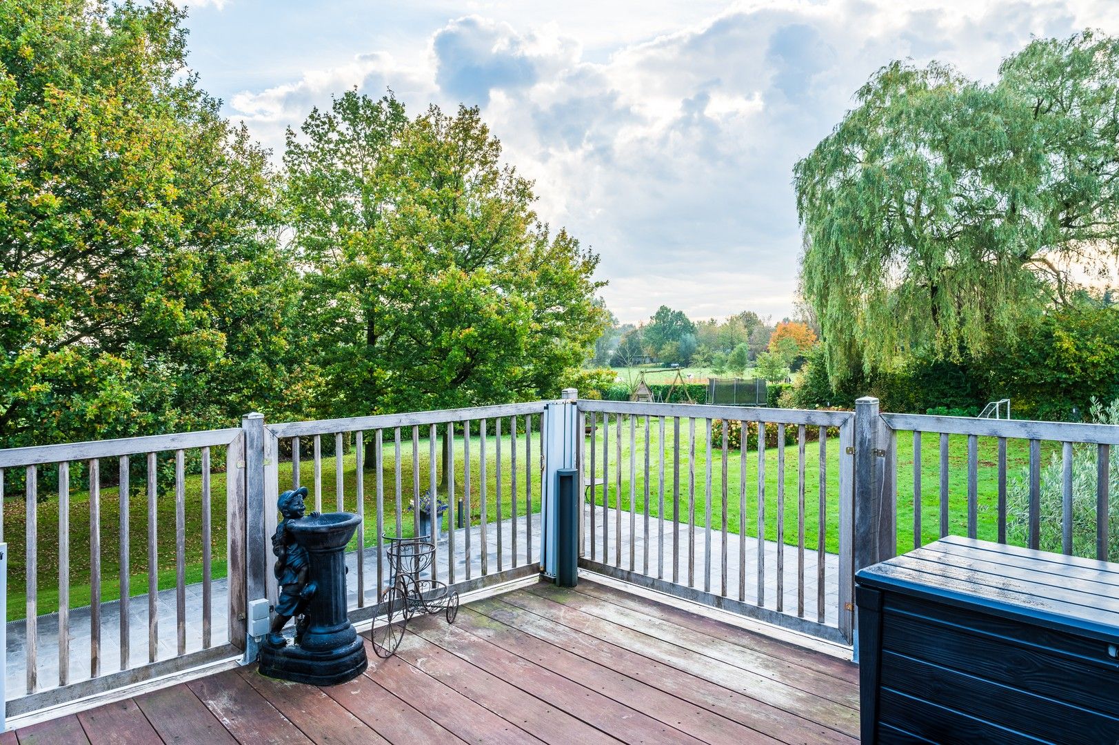 Charmante villa in landelijke stijl met zwembad en riante tuin. foto 34