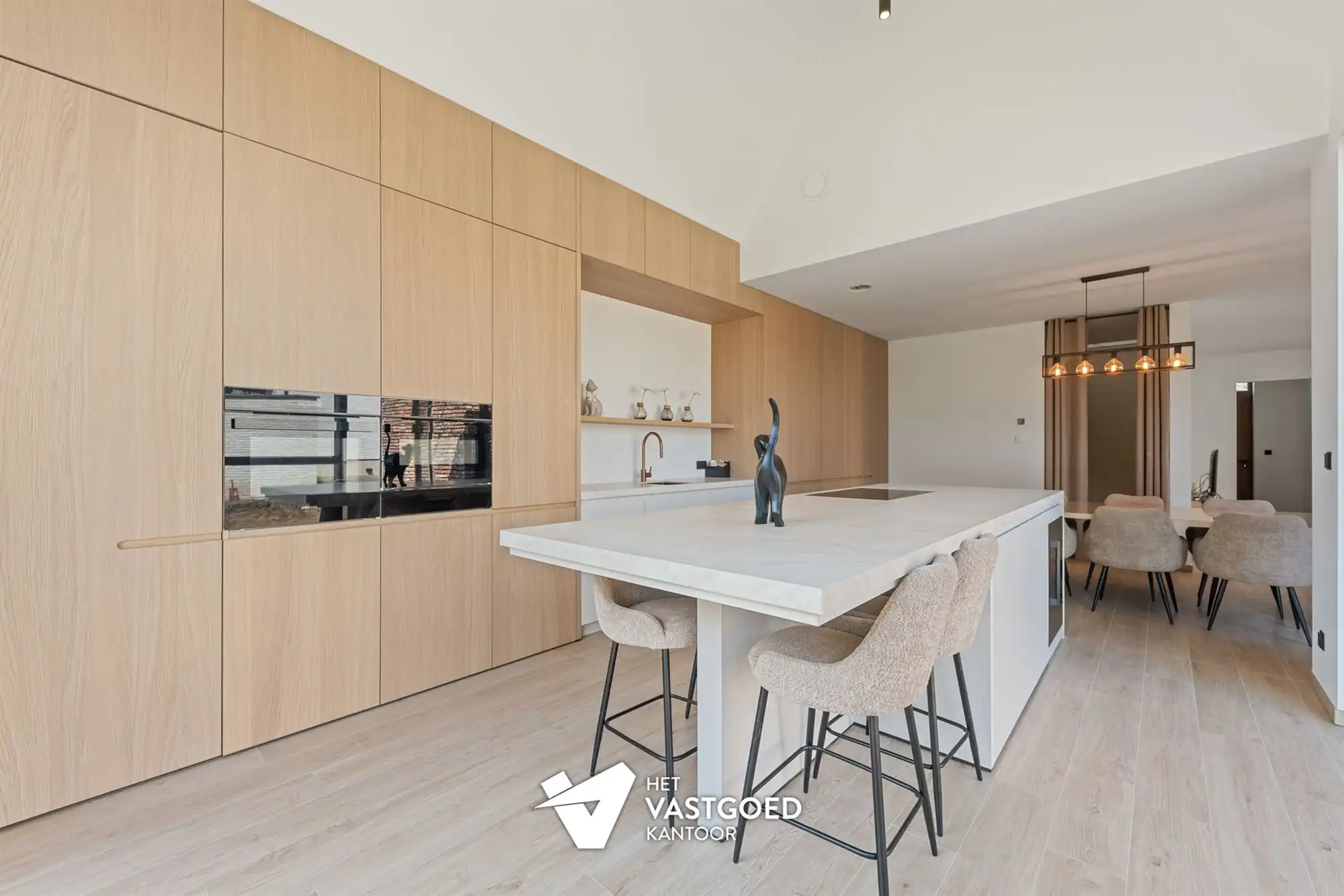 ZEER RUIME NIEUWBOUWWONING UITERST RUSTIG GELEGEN OP EEN PERCEEL VAN 1628M² TE OOSTHAM foto 10