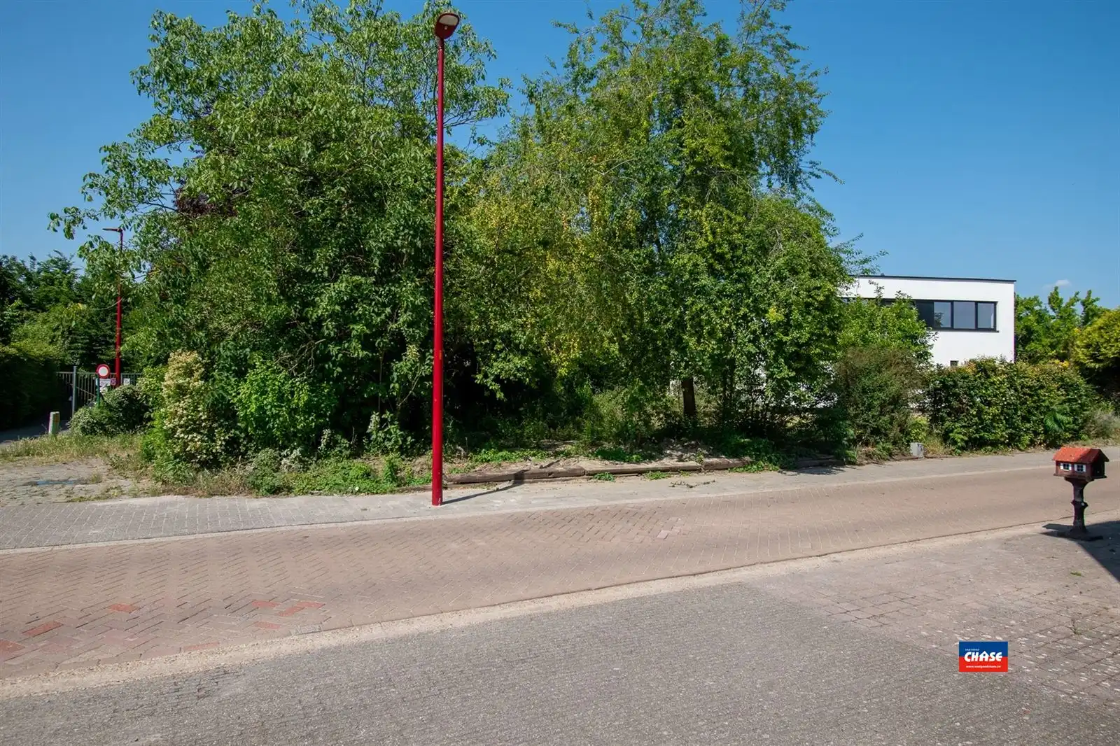 Bouwgrond van 446m² voor half open bebouwing foto 4