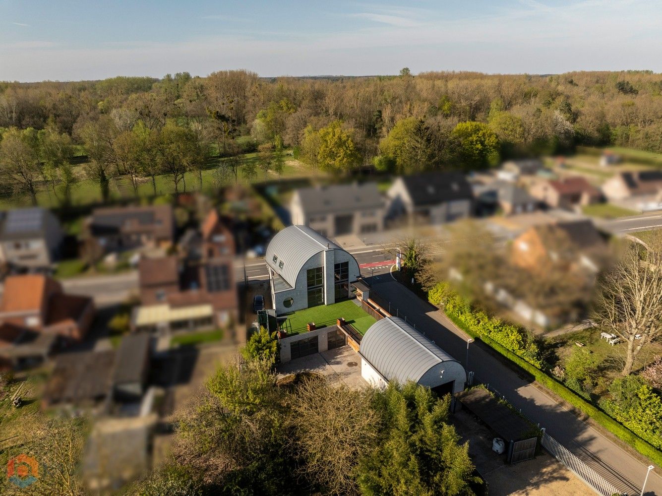 Handelspand met woonst en ruime parking op een perceel van 2592 m² te Rotselaar foto 39