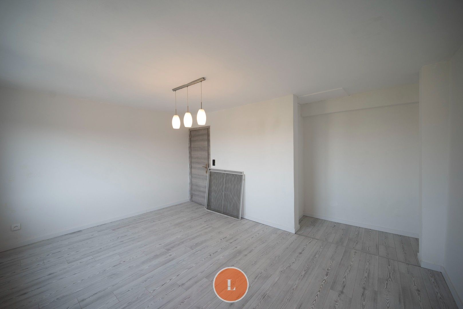 Huis met 4 slaapkamers te koop in centrum Menen foto 13