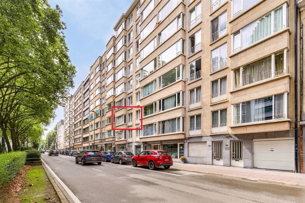 Ruim appartement met terrassen en garagebox foto 16