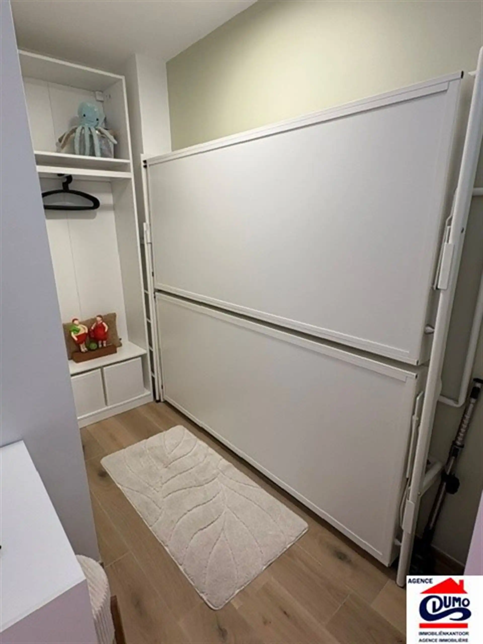 Compleet gerenoveerde studio met fantastisch zeezicht! foto 10