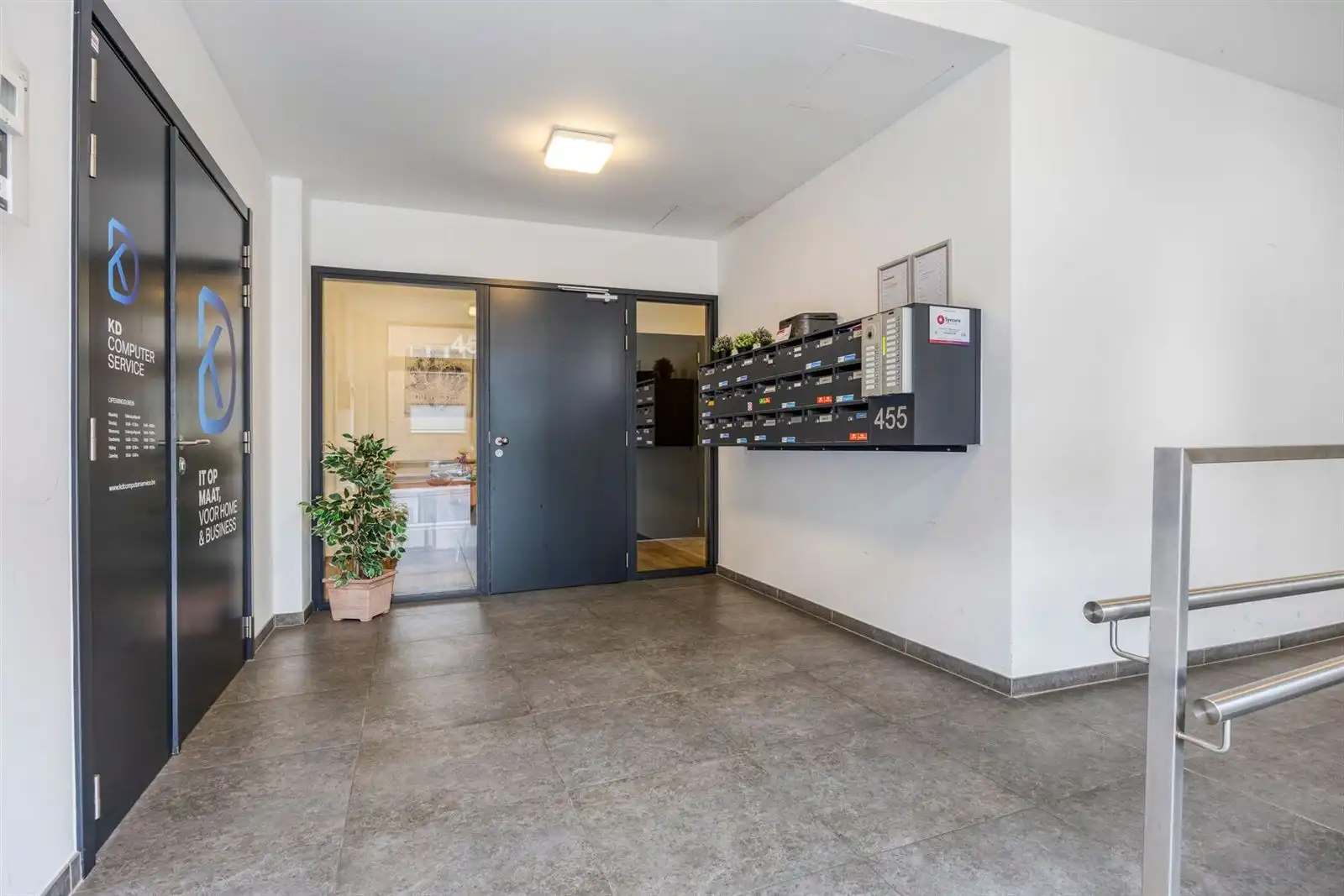 Modern assistentie appartement (1 slaapkamer) te Halle foto 11