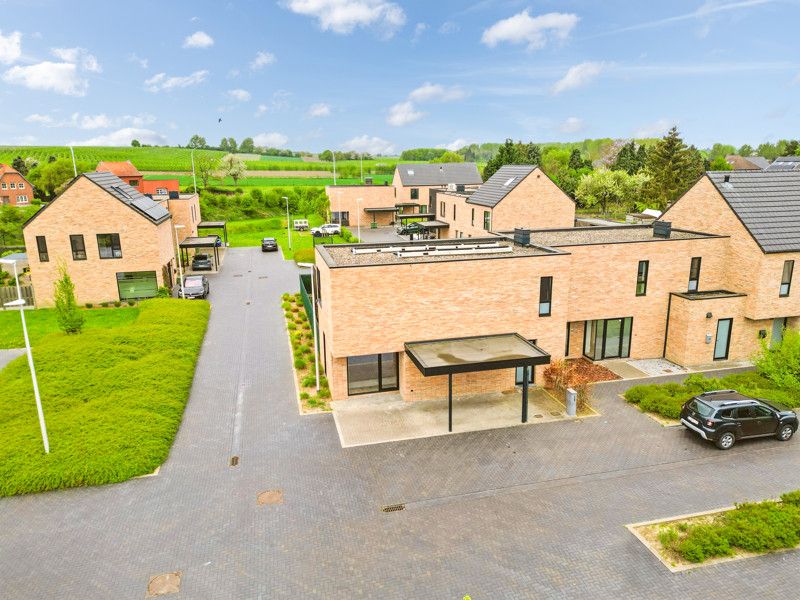 Recente, zeer goed gelegen woning met tuin foto 38