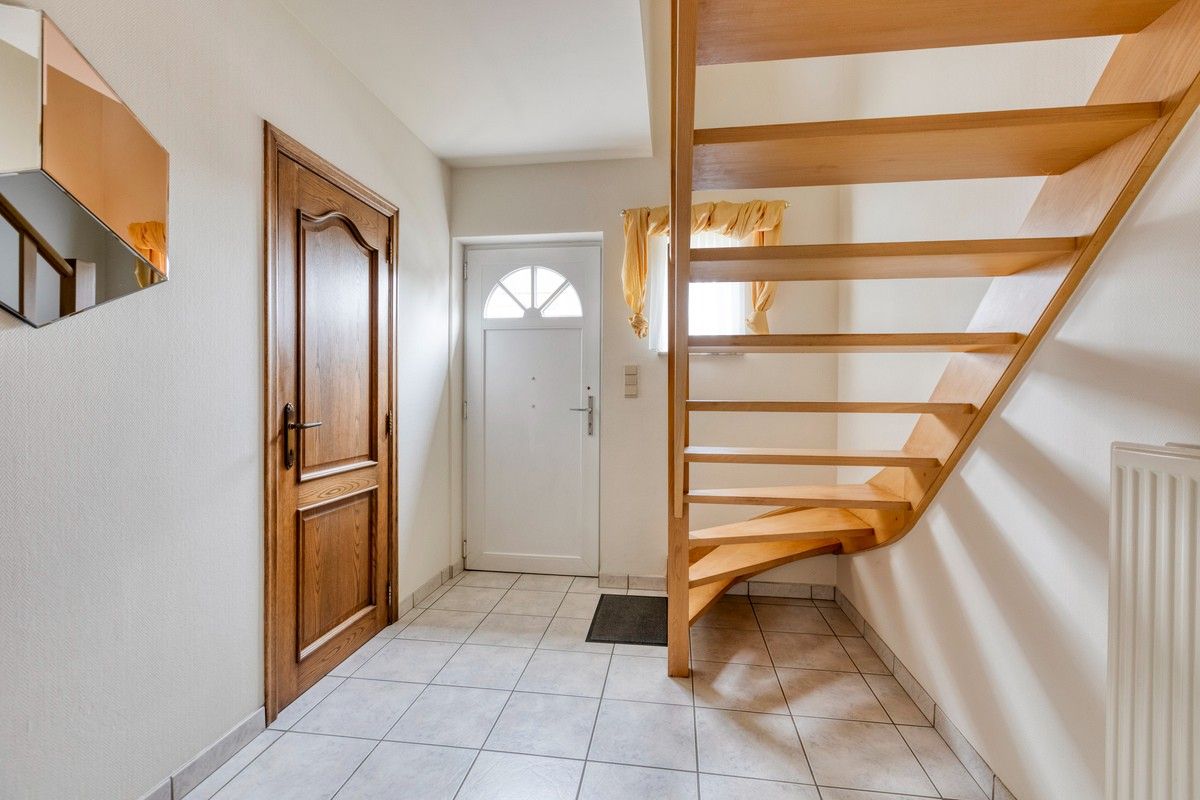 Charmante, vrijstaande woning met 3 slaapkamers op een steenworp van het centrum van Lanaken foto 32