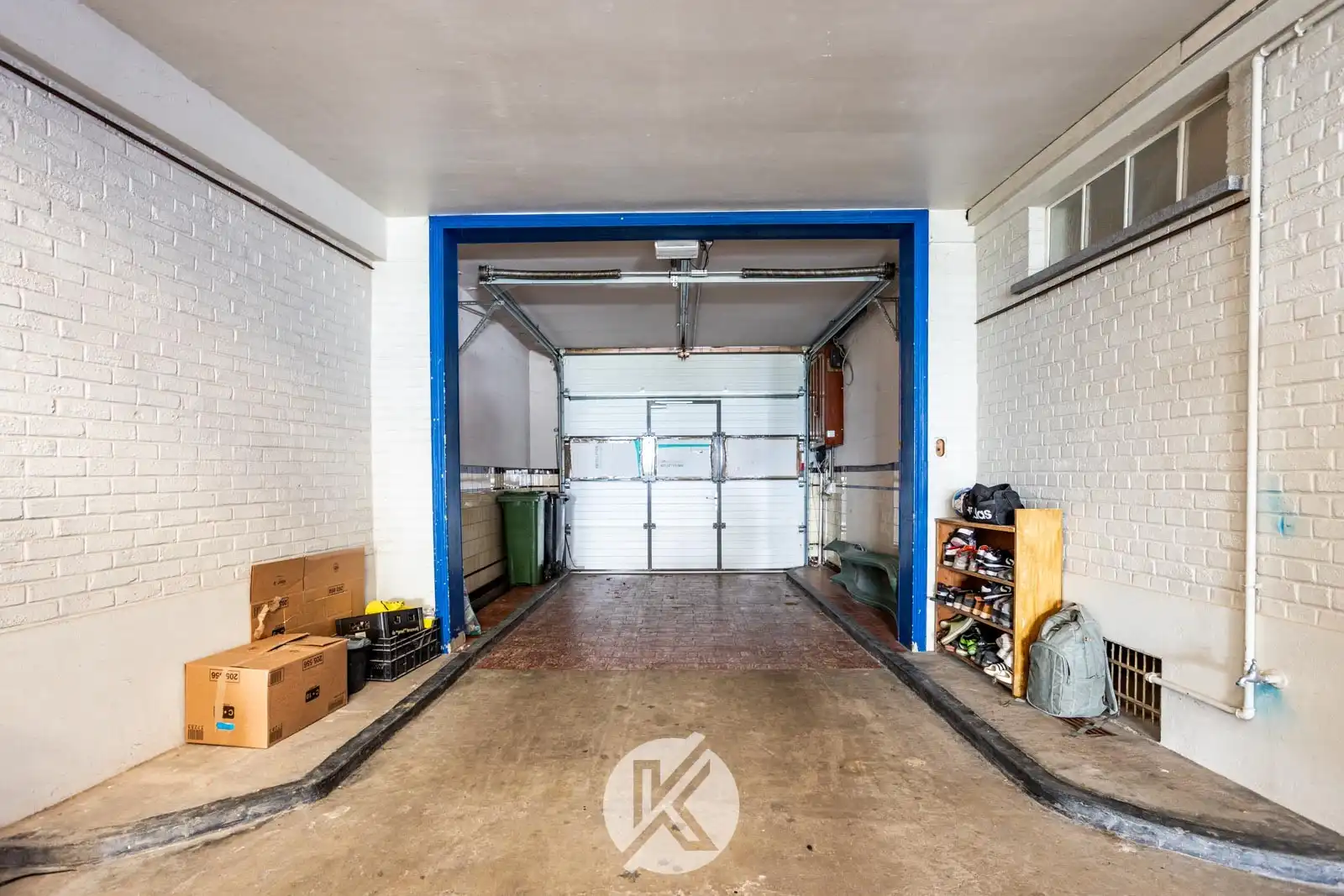 Ruime woning met polyvalente bijgebouwen foto 19