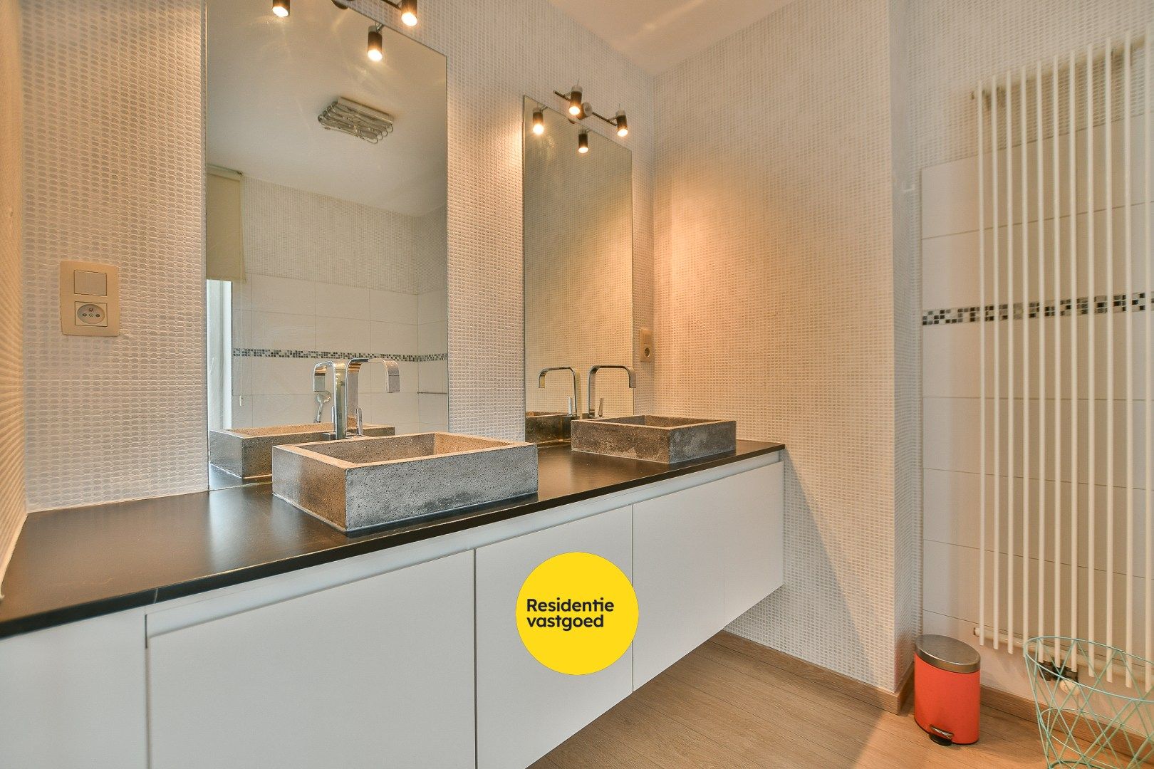 Comfortabel triplexappartement met 3 slaapkamers en terras in hartje Blankenberge foto 24