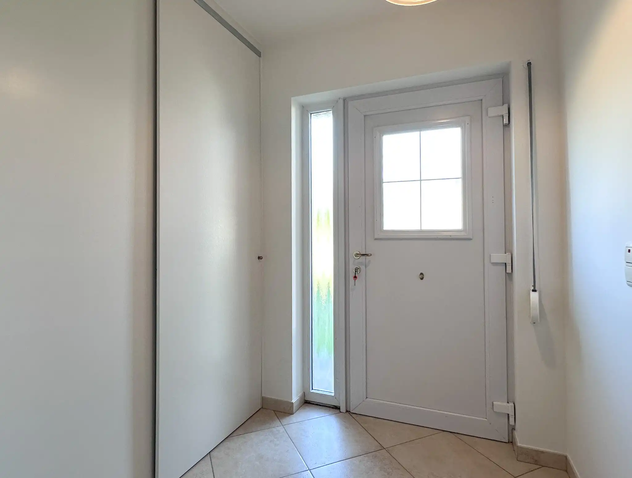 Vrijstaande woning met landelijk uitzicht te huur in Vrasene foto 4