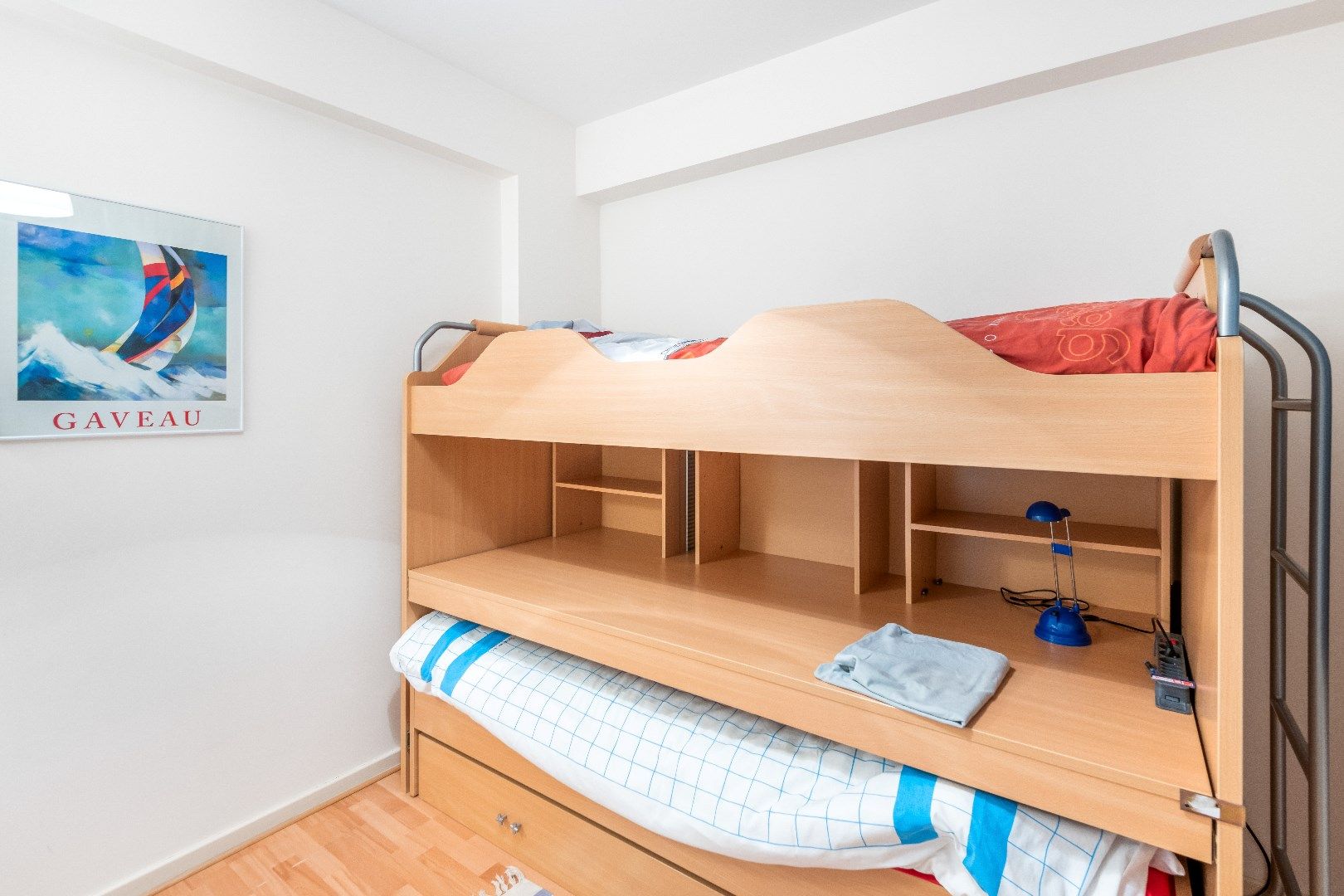 Gemeubeld appartement met frontaal zeezicht gelegen vlakbij het Lichttorenplein. foto 16