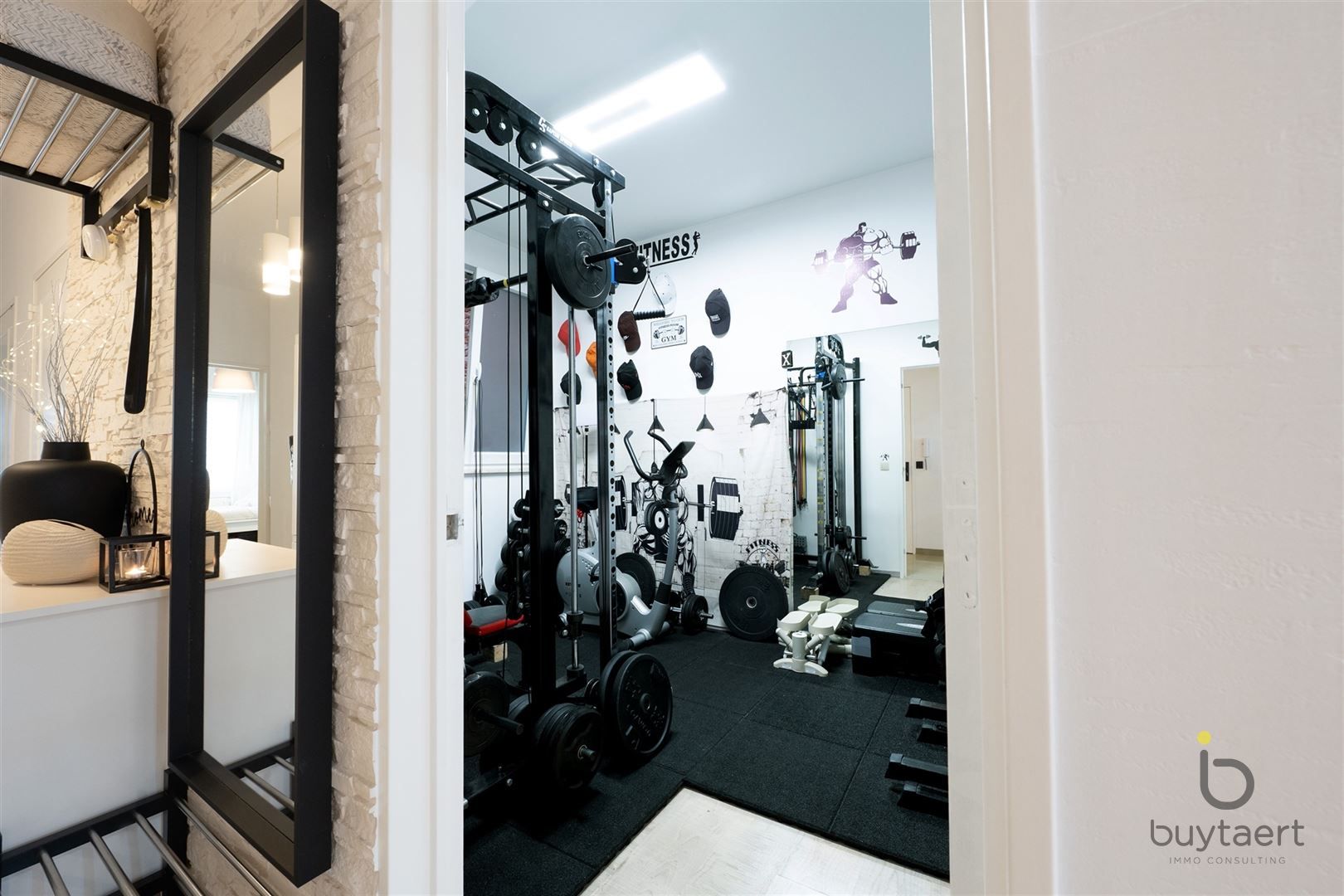 Gerenoveerd drie slaapkamer appartement te Hoboken. foto 26