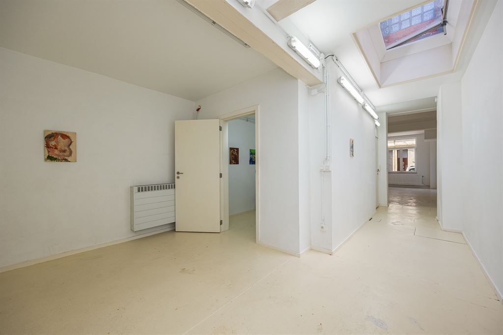 Karaktervolle woning met legio indelingsmogelijkheden foto 3