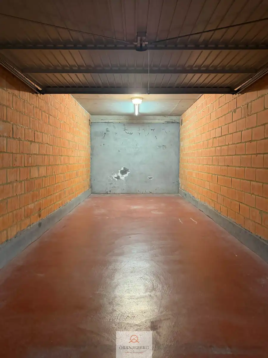 Garagebox Coupure Links, Gent foto 4