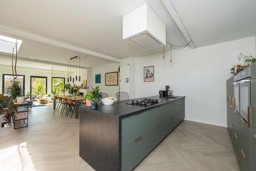 Lichtrijke woning nabij Te Boelaarpark foto 6