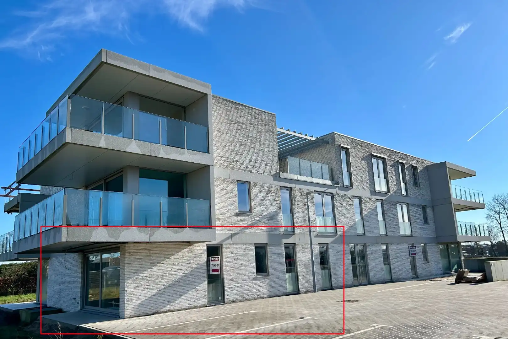 Appartement te koop foto {{pictureIndex}}