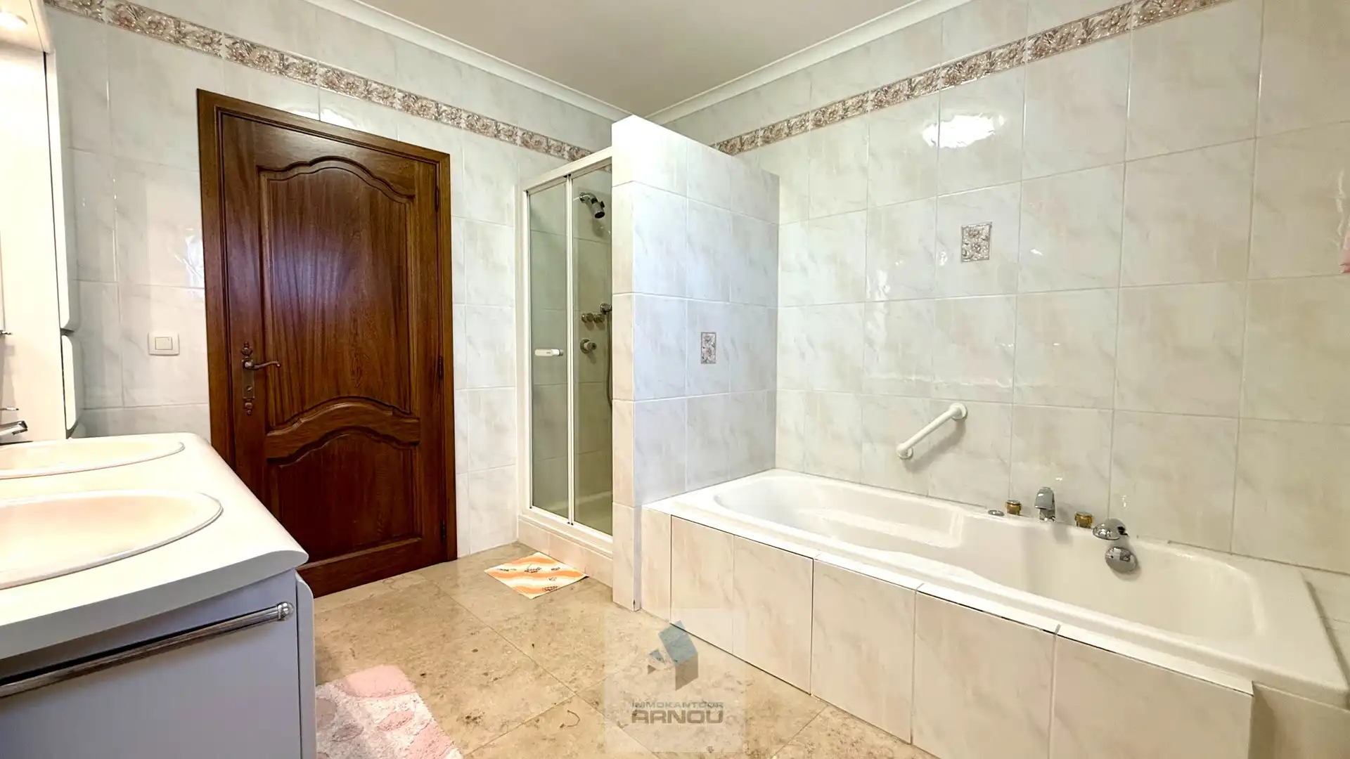 Verrassend ruime gelijkvloerse woning met 2 slaapkamers op gunstige ligging foto 19