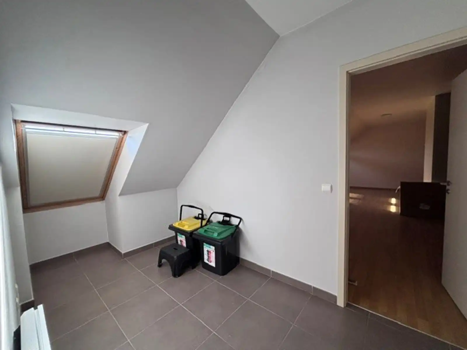 Ruim dakappartement in het centrum van Tielt.  foto 7
