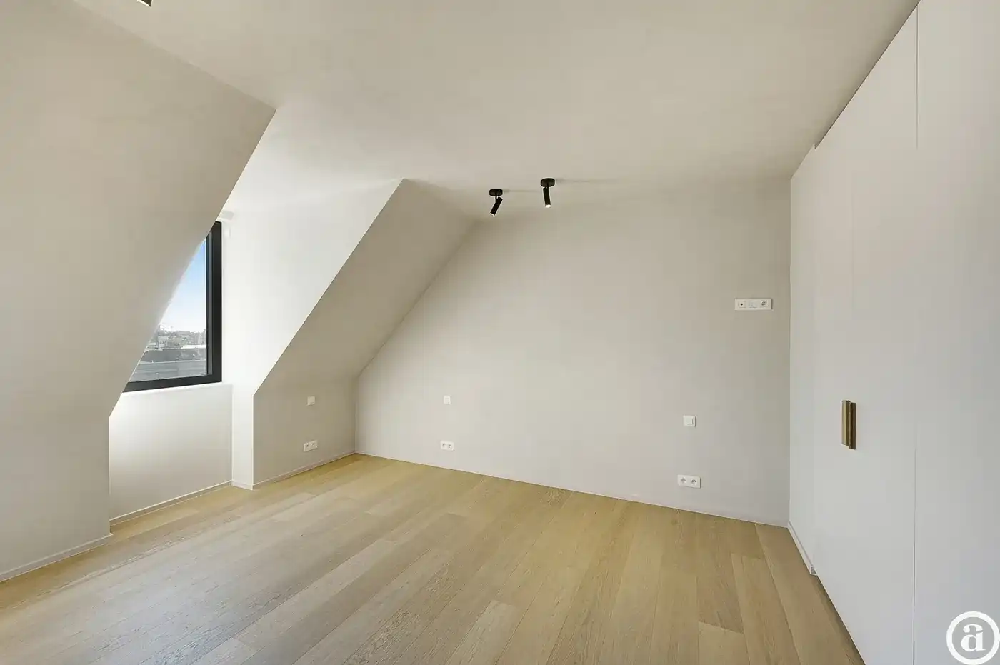 Nieuwbouw duplexappartement met prachtig zijdelings zeezicht foto 14